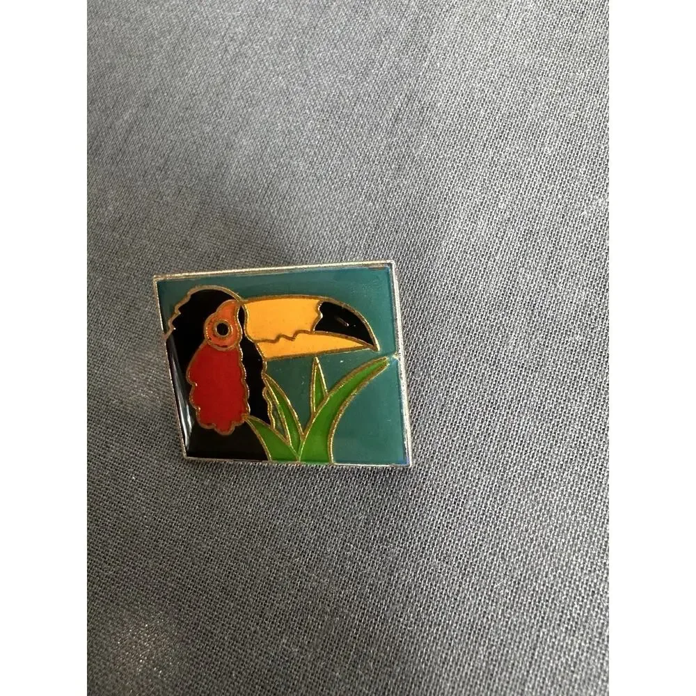 Vintage 1986 Toucan Bird Souvenir Pin American Gag Bag Rectangle